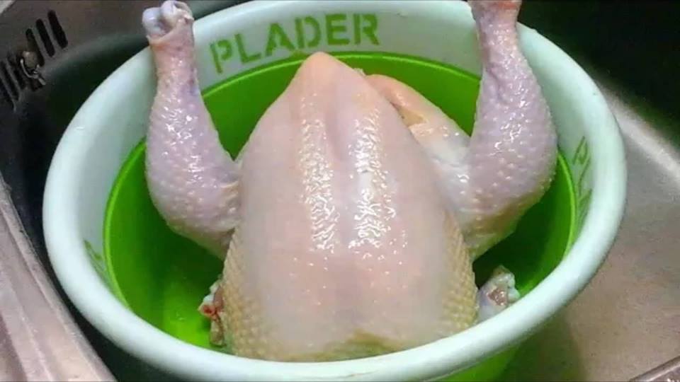 طريقة سهلة و احترافية لغسل الدجاج وترقيده مع جميع الأسرار