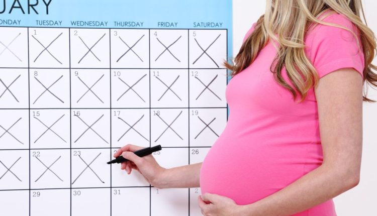 تعانين من تأخر الحمل رغم انتظام الدورة الشهرية...هذه هي الأسباب